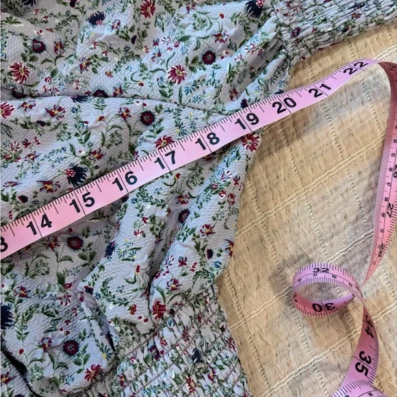 Tuckernuck Hyacinth House Smocked Ruched Cali Floral Midi Dress in Lavender M - Picture 8 of 16